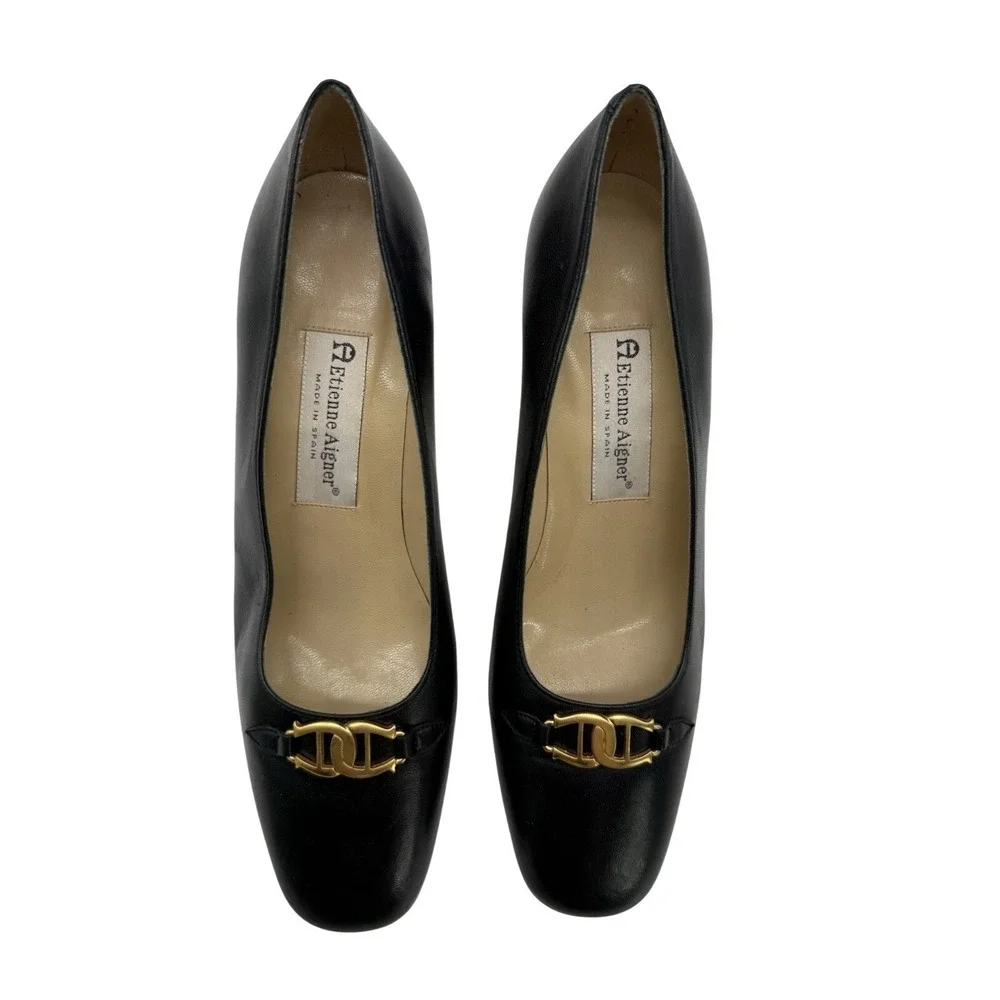 Etienne Aigner Montecarlo Pumps Womens 8.5 Black Excellent‎ Leather Gold Logo